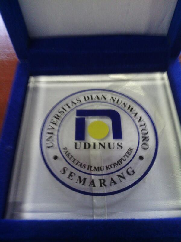 dwi_muliawati's tweet photo. Kunjungan 90 mahasiawa udinus semarang ke @campusbaros. Semoga membawa bermanfaat ya.. http://t.co/Enuli8x32u