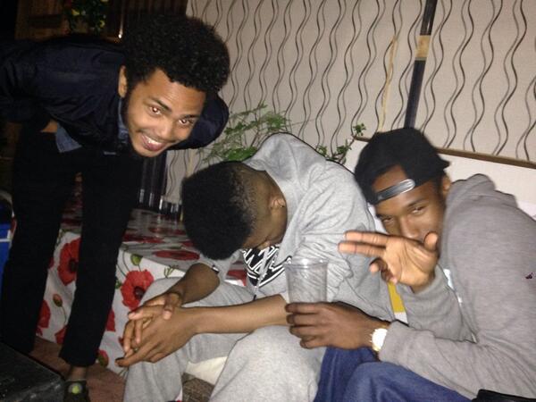 Tee_oblivion's tweet image. Lool i forgot about this.. @AntonDope was wasted!! 😂😂 @KeifferMighty