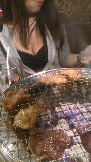 実は昨日の隠し撮りがまだあるんですよ(。-&forall;-)ﾆﾔﾘ http://t.co/5QUbSGzdMI