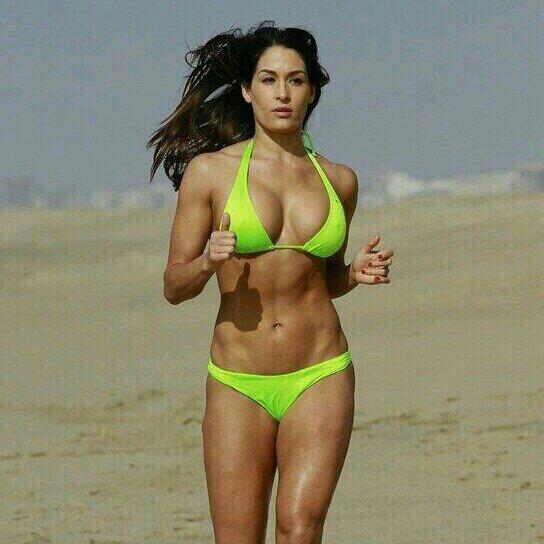 FearlessNikki01's tweet photo. Got to stay in shape http://t.co/hf4Vt6YadP