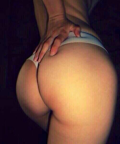 squatingasses's tweet image. Would you hit it