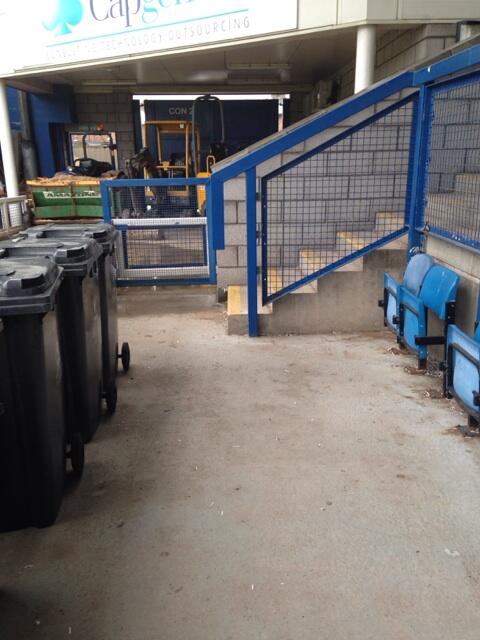 StayTelford's tweet photo. This is the spot for @phoenixftf disco at the AFC Telford Utd Stay out this Sat #THAW2014 http://t.co/eHNXE5O7ta http://t.co/S8ESnFk2Fi