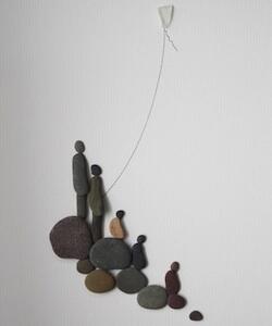 Stone_Ideas_pt's tweet image. #Arte com #pedras: Sharon Nowlan: #seixos capturam situações da vida stone-ideas.com/2014/06/04/sha…