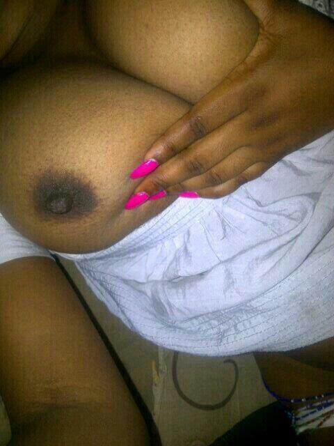 Gh_nudes's tweet photo. Cute http://t.co/8cwa5e0yOc