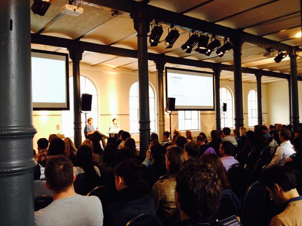 sociomantic_DE's tweet photo. Spannende Insights von Julia Stern von zalando: Using #smartdata to find the exact value of every user #LabsSummit14 http://t.co/k0DeIrqqHc