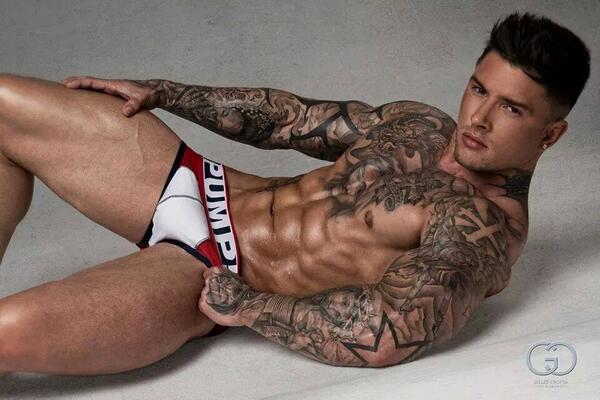 TheDreamboys's tweet photo. Check out @TheDreamboys hottie of the day, it's the very gorgeous Andrew http://t.co/YSbymrbYZ5   Retweet everyone http://t.co/RIzHgvCcRf