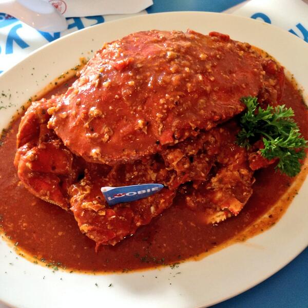ni_chibi's tweet photo. nih @tiokyato "@steakholycow: Gile. SATU KILO tuips! KEPITING SATU KILO! Silakan cobain di @loobielobster ya 😁 http://t.co/aqMM49Igsg"