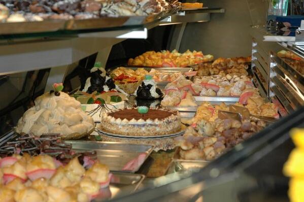 LicariFilippo's tweet photo. Che bontà. Bar galaxia! !! http://t.co/0DUCstMJ3w