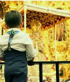 tano_03l's tweet photo. El Rocio no entiende de edades...Ser rociero es una suerte que todo el mundo no puede tener! @FeRociera http://t.co/bxKwXQQj5F"