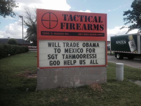 theblaze's tweet image. Supporters of President Obama will not be happy about this popular gun shop's new sign: theblaze.com/stories/2014/0…