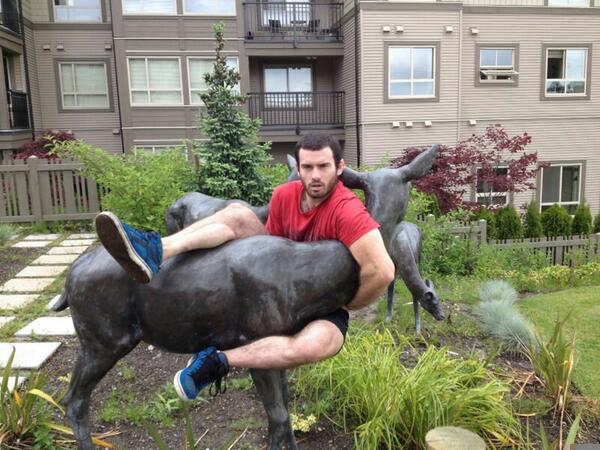 DavidKennedy_WC's tweet photo. Hey @MMASucka I went hunting and didn't use a gun #deer-o-tine (Matt Hughes take notes) http://t.co/X3IbOTYHKE