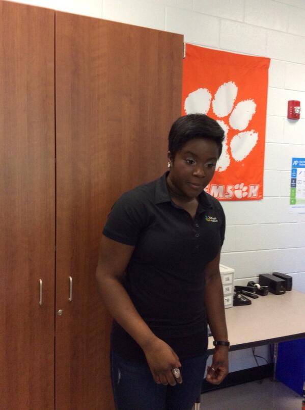 DebbieWhiten's tweet photo. digital scavenger hunt with ischool http://t.co/BpmEcSPhgS
