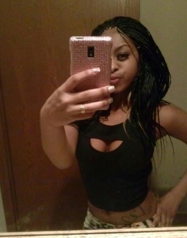 1_6935 tweet picture