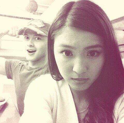NaRkinShipper's tweet photo. Wanting a food buddy, like these two: @hellobangsie @delrosarioArkin β€πβ€π #NadineLustre #ArkinDelRosario #NaRkin http://t.co/IsBsJHZPWZ