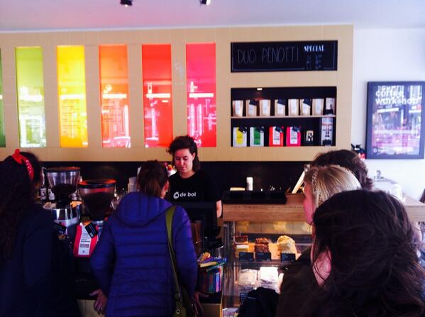 Team #rood  is klaar voor koffie!! <a href="/coffeecompany/">Angry Squirrel Coffee Company</a> #StartupTourXXL