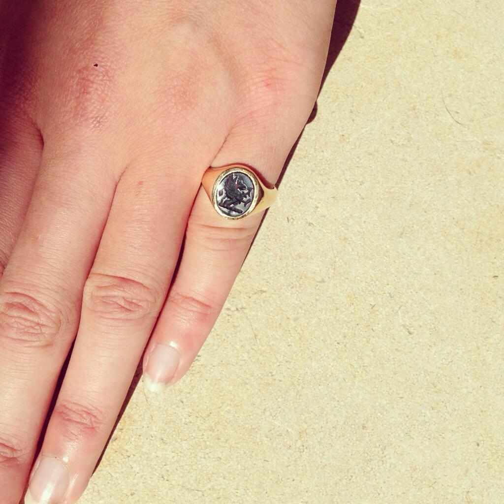 Asprey signet ring sale