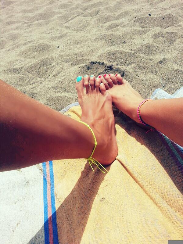 BeiDulceSweet's tweet photo. Nuestras pulseritas @loursweets  tq! http://t.co/EuFGyj7PEP