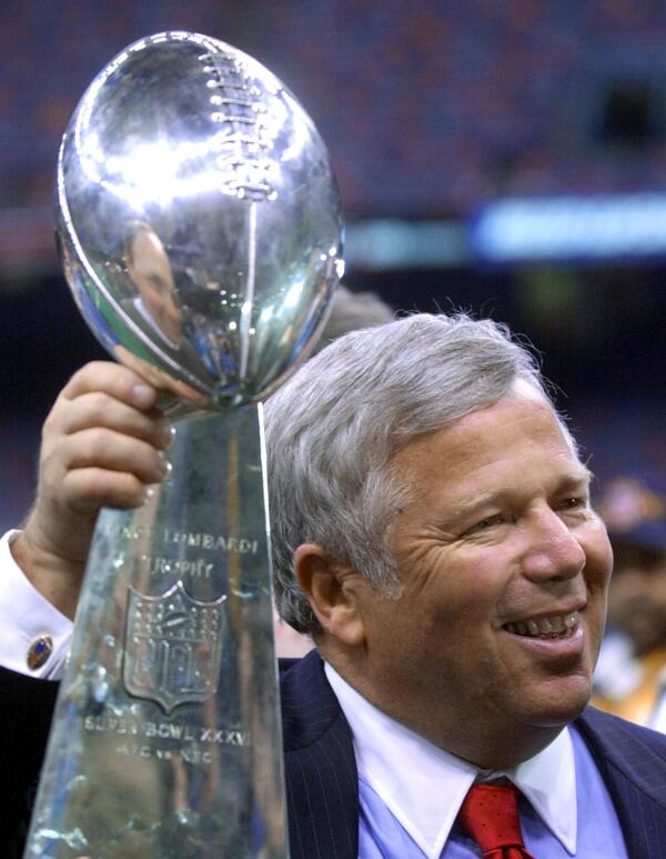 Patriots's tweet photo. RT to help us wish happy birthday to Robert Kraft! http://t.co/FjDBM8g5wc