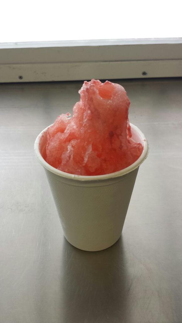 Delicious natural flavored shaved ice!  Thanks <a href="/yetisunshine/">Yeti Sunshine</a> 
We here at 5445 Almeda Rd until 3!!!