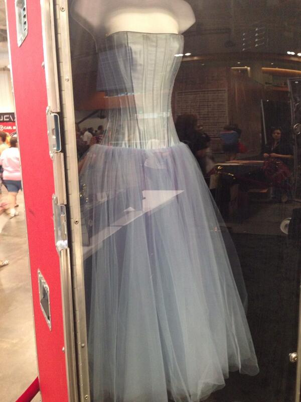 Swifty448's tweet image. The @Taylorswift13 CMA Fest Booth is Epic!! @taylornation13 #SwiftBoothCMA