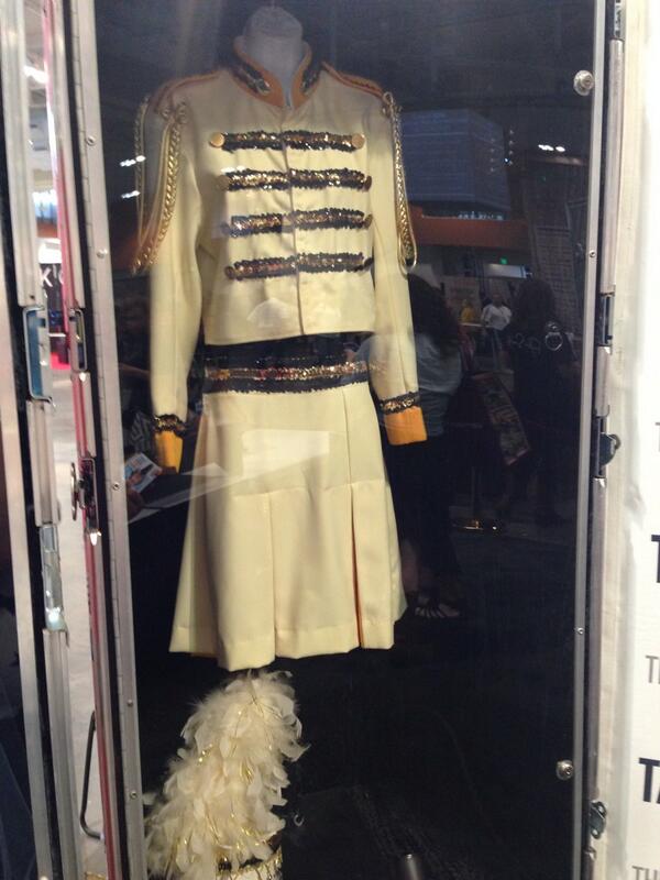 Swifty448's tweet image. The @Taylorswift13 CMA Fest Booth is Epic!! @taylornation13 #SwiftBoothCMA