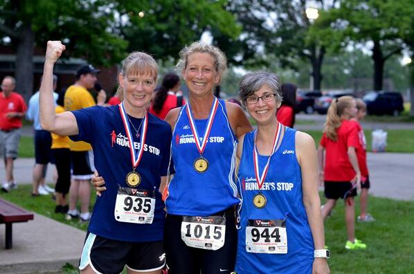 runnersstop's tweet image. Congrats to Ellen Copeman Lauren Weiss Fran Dowling 1st AG finish @ LIRRC Wed nite run.