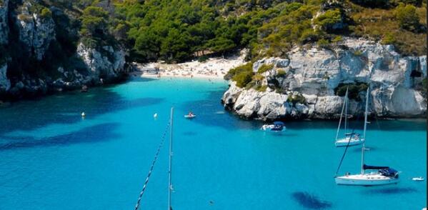 AnaNoelia4's tweet photo. Ya mismo #menorca @adribome 😊😊😊 http://t.co/hLW30PihNg