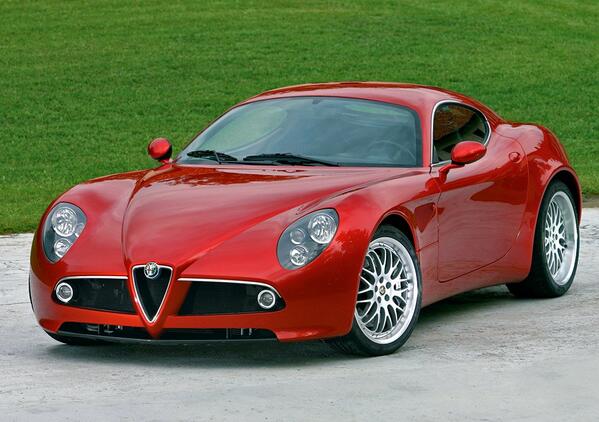 AutosCoches's tweet photo. Alfa Romeo http://t.co/mZPnuQLvKV