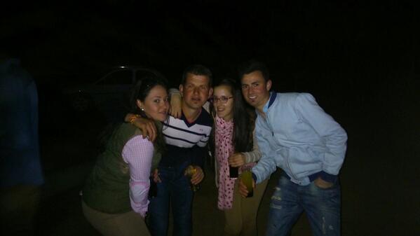 trini_9807's tweet photo. Deseand de cojer una buena fiestiita cn ellos....son los mejores @victoriamapi. @jesusll5. #pepe http://t.co/Y6x2bGx8rv