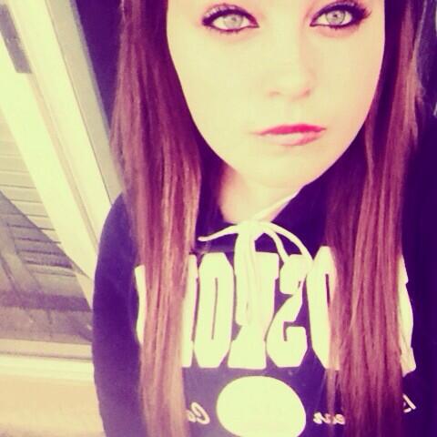 invaliduser11's tweet image. Some people come in ur life as blessings.. others come in as lessons ~why drink &amp;amp; drive when u can dream and fly~ 💕👌