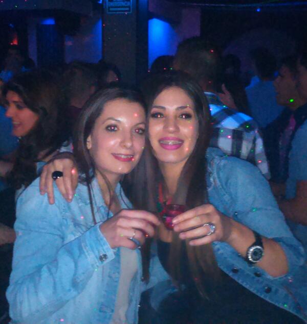 BotiaVanesa's tweet photo. @mayte_gs90 y en cualquier sitio claro... Jajjajajaj http://t.co/7CbZhnydut