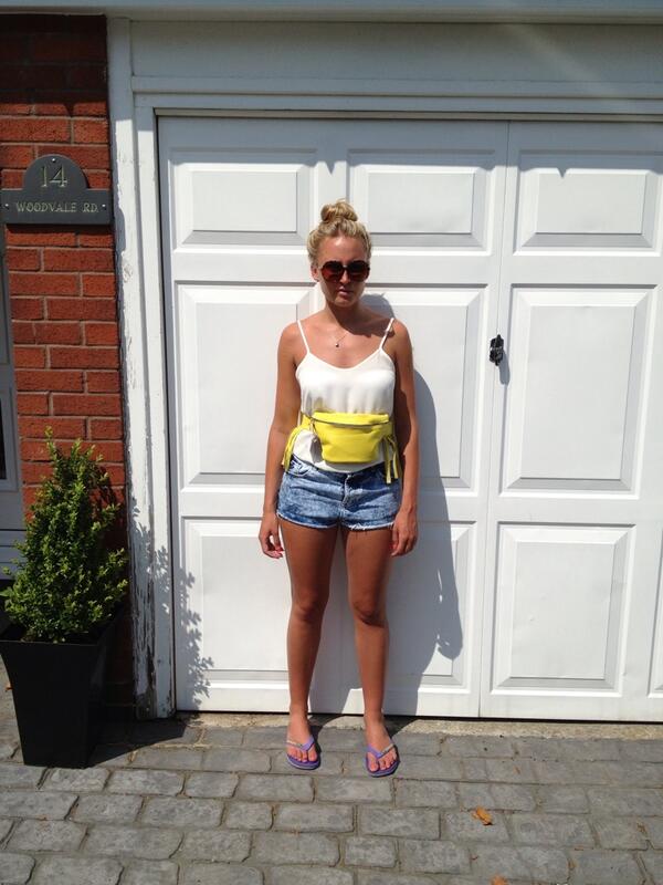 ATQMOFFICIAL's tweet photo. Get your bright, real leather Glasto belt bag! Only £40 😍😍😍 http://t.co/31YHTWxVKr
