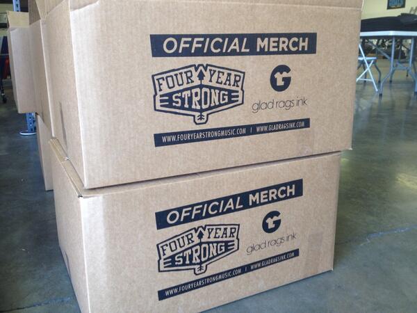 GLADRAGSINK's tweet image. Make sure to catch @fouryearstrong on @VansWarpedTour all summer and pick up some merch!