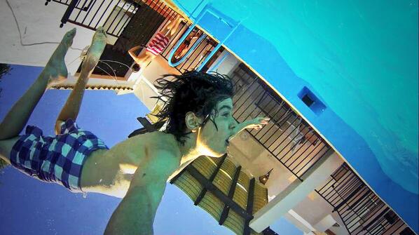 SerratoMarcelo's tweet image. Amazing @GoPro pic #pooltricks