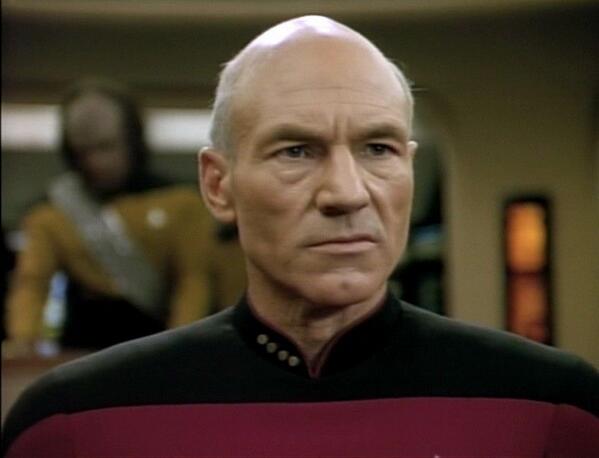 nikinapi's tweet image. Examples in #AppleSwift Guide make Capt. Picard and his crew feel upset
#StarTrek #Apple