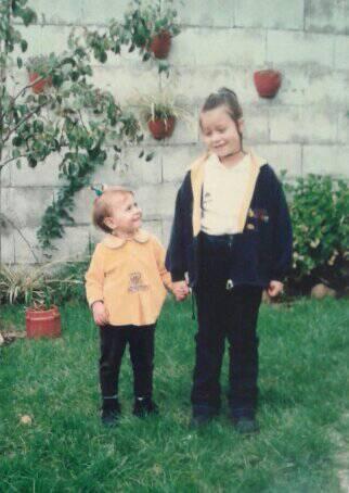NoemiPerezRodri's tweet photo. Un poco a contrarreloj desearle un feliz cumpleaños a la pequeña de la casa @Albapr97 http://t.co/krMG5iCiJK