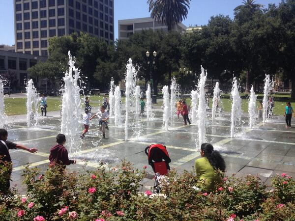 CarisaSand's tweet image. Future #DEFENDEROFDATA