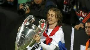 diosflorentino's tweet photo. Oye cules que al croata bueno lo tenemos nosotros y os manda un saludo ;) http://t.co/2Emw6FQIdO