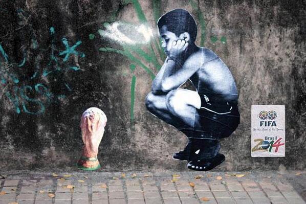 _Paisajes_'s tweet photo. "Necesitan comida, no fútbol." http://t.co/TrsTqusfWF