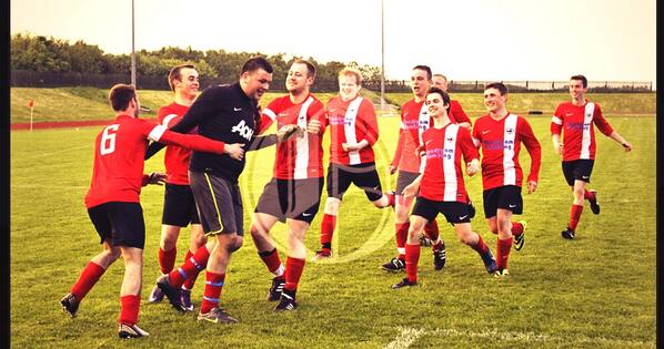 FCBurray's tweet photo. That moment though... @_JordanLow @scotttt7 @jtdrever @villiam22 @MilkyCL  @FCBurray #BFC http://t.co/8NTB69qmuJ