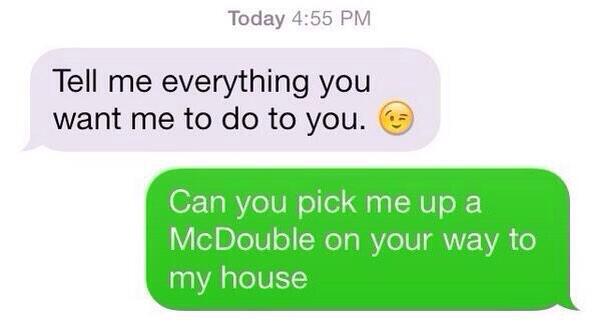 GreggHeis's tweet photo. me sexting http://t.co/xq1MQlFm79