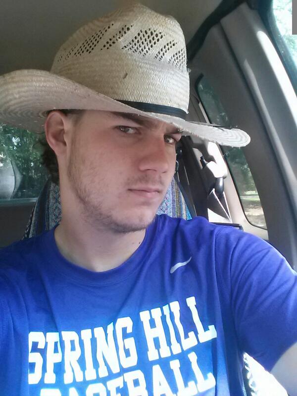 Jesse Hanson tweet media