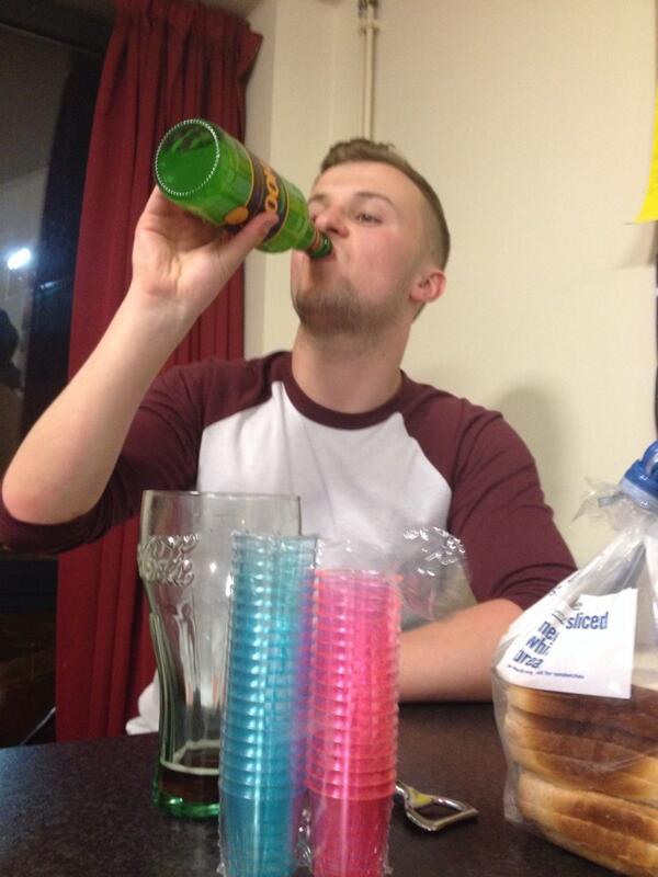 missdoodals's tweet photo. @joewoodier hooch LAD http://t.co/GXglff6SDs