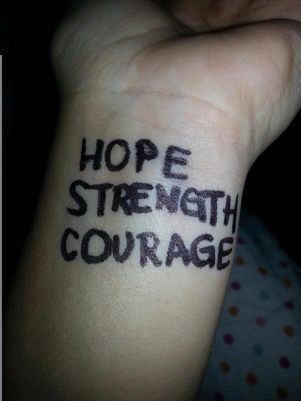 _aspensmama's tweet photo. #hopestrengthcourage #PrayForSophia http://t.co/q0OVsrkRsN