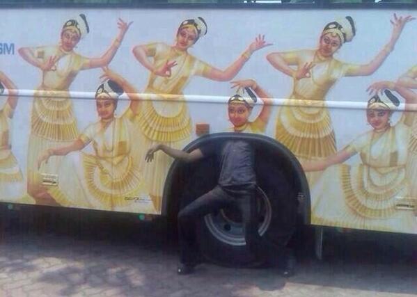 StonerHoroscope's tweet photo. When you high in public and see the police http://t.co/Jf0REZeWK7
