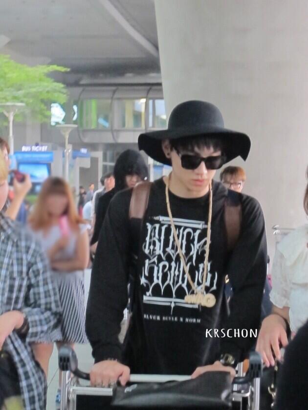 Bp_-5lnCAAEQUeD.jpg:large