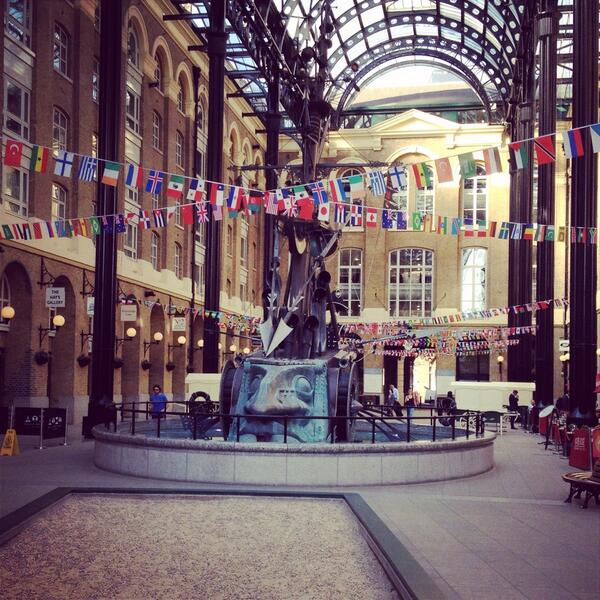 daxrelocation's tweet image. Looks like even Hays Galleria's got #worldcup fever! #london #city