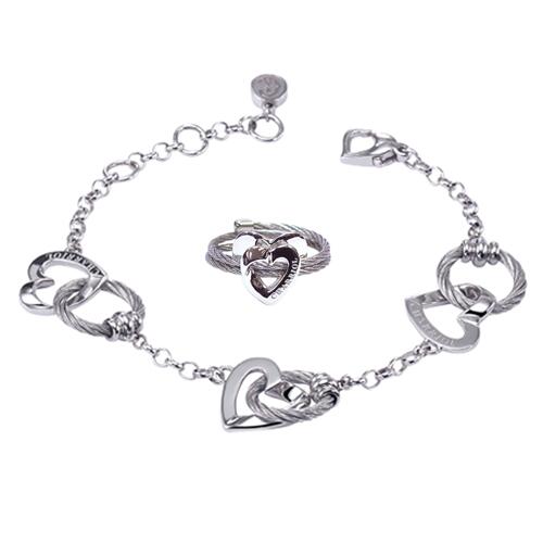 charriol_ind's tweet photo. Let’s talk about love: WIN a ring and a bracelet from 100 Ways to Love collection! Stay tune! #charriollove http://t.co/sRK6Z3qaft
