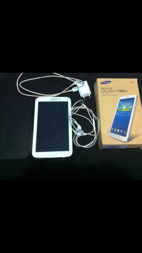 puruputss_'s tweet image. For Sale : Samsung Galaxy Tab 3. Mulus! contact Radian for more details : 0817200746. #samsung #jualsecond #jualmurah