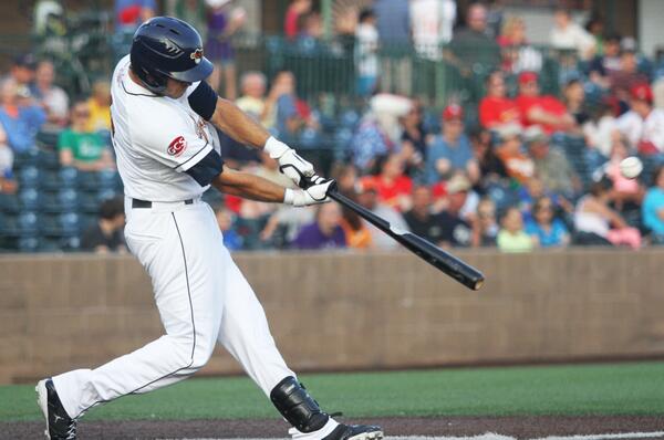 FLProBaseball's tweet photo. Stop us if you've seen this recently.  Courtesy of Paul Baillargeon (@Photo8), @MikeWing4 hits his 3rd HR in 3 nights http://t.co/yn69zqtBXB